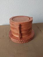 Vintage houten set onderzetters in houder, Ophalen of Verzenden, Gebruikt, Glas of Kopje