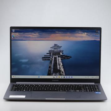 Samsung NP750GXJ-KG4NL i3-13th 8GB 256GB Laptop beschikbaar voor biedingen
