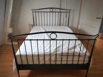 Ikea bed - afbeelding 1