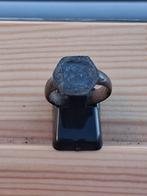 Romeinse Bronzen Ring - Antiek Sieraad, Gebruikt, Bruin, Ophalen of Verzenden, Dame of Heer