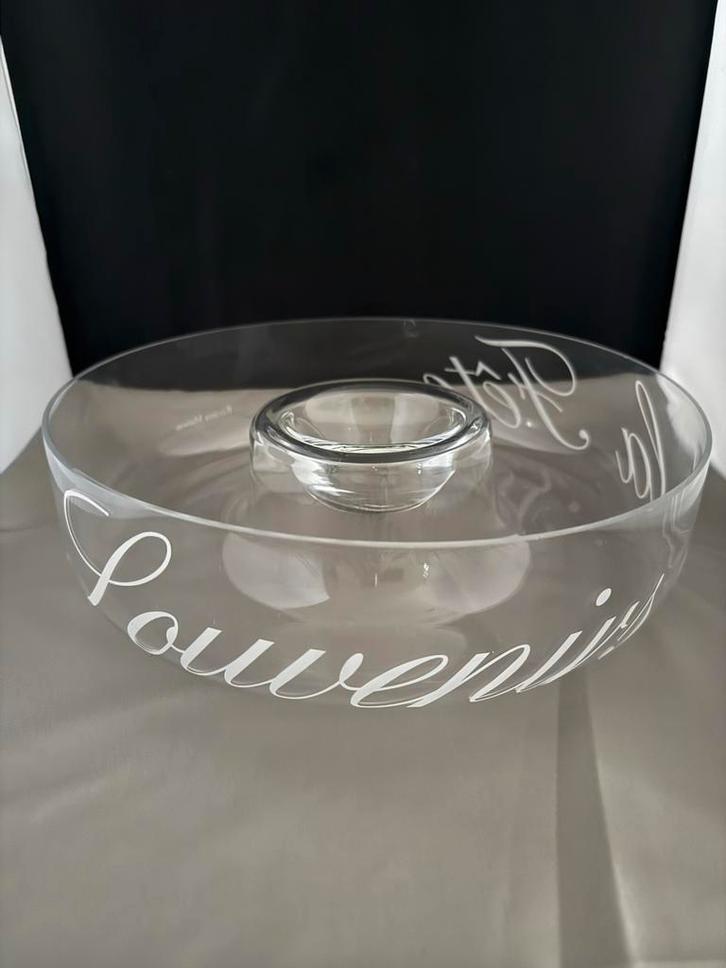 Glazen Schaal van Riviera Maison Souvenirs de la fête, Huis en Inrichting, Woonaccessoires | Schalen en Manden, Gebruikt, Schaal