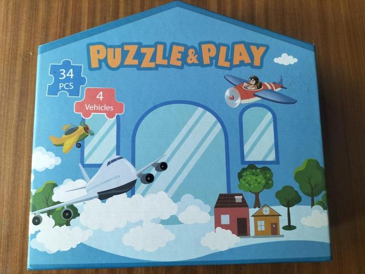 Puzzel & Play - 34 stukken weg/rails + 4 voertuigen, Kinderen en Baby's, Speelgoed | Kinderpuzzels, Zo goed als nieuw, 10 tot 50 stukjes
