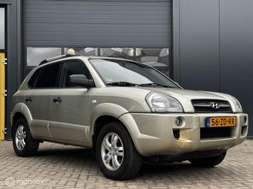 Hyundai Tucson 2.0i | Airco | trekhaak | cruise | beschikbaar voor biedingen