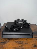 Playstation 4 slim 1 TB + Controller en oplader, Ophalen, Zo goed als nieuw, Met 1 controller, Original