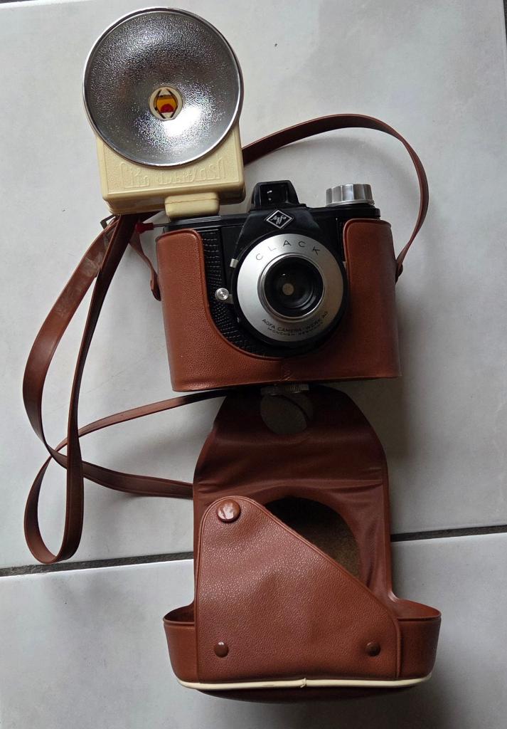 Agfa Clack Camera met tas en flitser, Ophalen of Verzenden, Gebruikt, Compact, Overige Merken