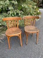 Twee vintage Thonet café spijltjes stoelen, Antiek en Kunst, Antiek | Meubels | Stoelen en Banken, Ophalen