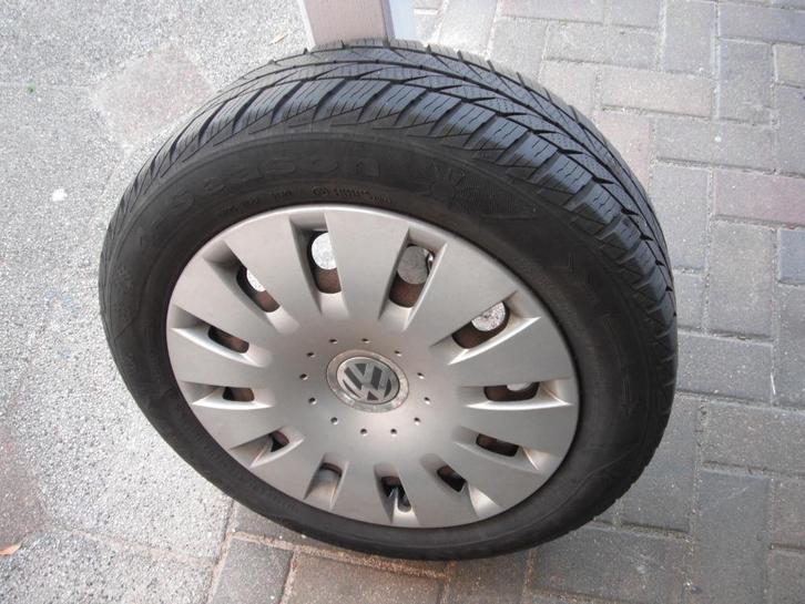 4 Season banden merk Tyfoon profiel 4,6 mm 185 60 R15  88H, Auto-onderdelen, Banden en Velgen, Banden en Velgen, All Season, 15 inch