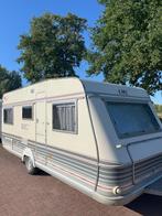 LMC Luxus 530 twee enkele bedden of 1 groot bed, Caravans en Kamperen, Caravans, Schokbreker, Rondzit, 2 aparte bedden, Bedrijf