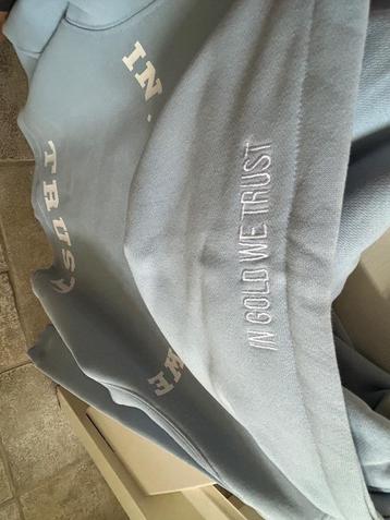 In Gold We Trust The Notorious Hoodie Licht Blauw - XS beschikbaar voor biedingen