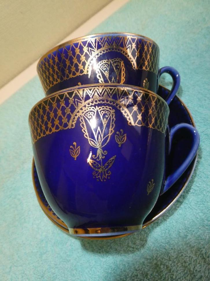 2 Lomonosov kop en schotels, blauw/goud, Huis en Inrichting, Keuken | Servies, Gebruikt, Kop(pen) en/of Schotel(s), Overige stijlen