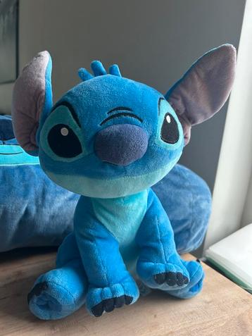 Stitchknuffel met geluid beschikbaar voor biedingen
