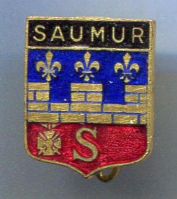 Saumur email op koper wapen broche ( U_208 ) beschikbaar voor biedingen
