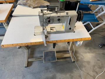 Industriele naaimachine 3voudig transport durkopp adler 267 beschikbaar voor biedingen