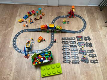 Duplo luxe treinset, eerste tuin & tractor + veel extra’s beschikbaar voor biedingen