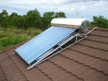 Zonnecollectorinstallaties, zonneboilers beschikbaar voor biedingen