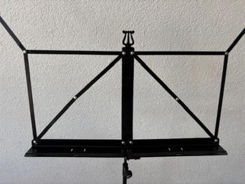 K&M blad muziekstandaard, stevig , voor gitaar, fluit, viool beschikbaar voor biedingen