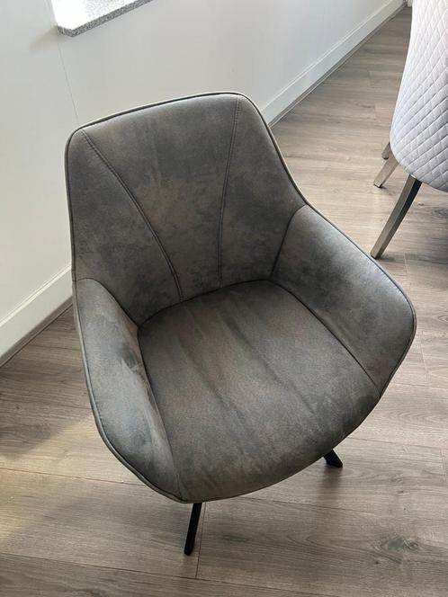 3 nauwelijks gebruikte eetstoelen, Huis en Inrichting, Fauteuils, Zo goed als nieuw, Ophalen of Verzenden