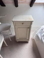 Wit klassiek nachtkastje – landelijk / brocante stijl, Ophalen, Zo goed als nieuw, Minder dan 45 cm