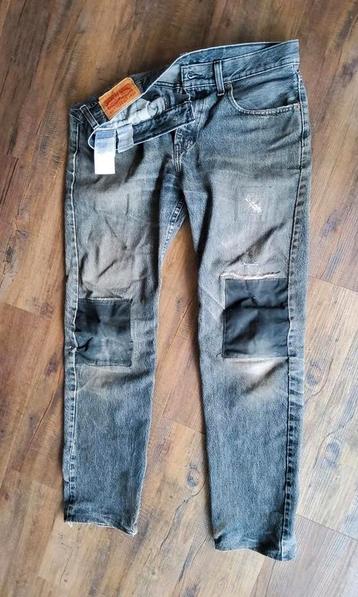 spijkerbroek Levis maat 32/34, zwart  beschikbaar voor biedingen