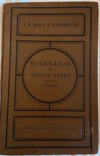 Oude Schoolatlas der gehele Aarde, Gelezen, Overige atlassen, Ophalen of Verzenden, 1800 tot 2000