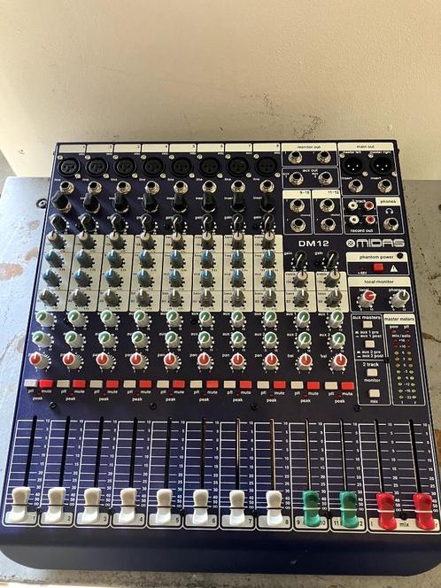Midas DM12 mengpaneel analoge mixer, Muziek en Instrumenten, Mengpanelen, Zo goed als nieuw, 5 tot 10 kanalen, Microfooningang