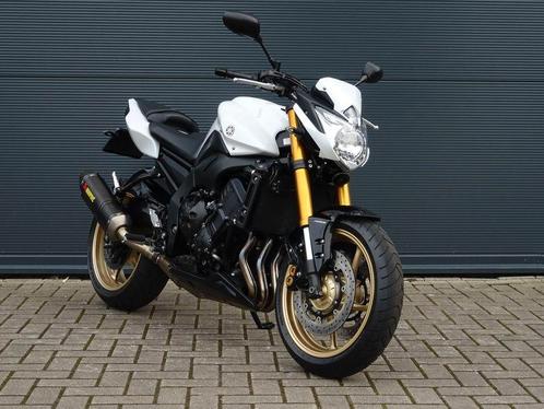 YAMAHA FZ 8 FZ8 Naked wit 2012 AKRAPOVIC Korte kentekenplaat, Motoren, Motoren | Yamaha, Bedrijf, Naked bike, meer dan 35 kW, 4 cilinders