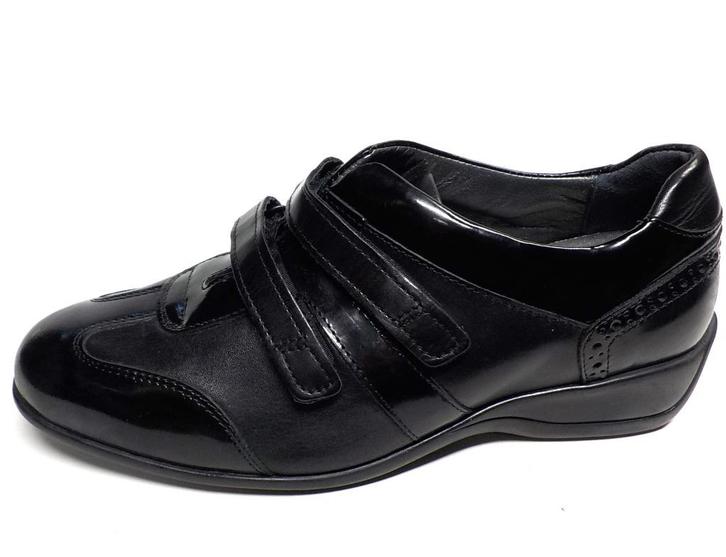 Xsensible zwarte klitbandschoen maat 39 1/2, Kleding | Dames, Schoenen, Nieuw, Instappers, Zwart, Ophalen of Verzenden