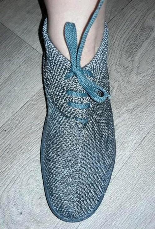 Handgemaakte veterschoen van Arcopédico - maat 40, Kleding | Dames, Schoenen, Zo goed als nieuw, Grijs, Ophalen