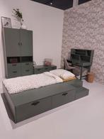 Woood Bed incl. matras, Bureau, Kledingkast, Opbergbank, Ophalen, Zo goed als nieuw, Eenpersoons