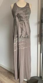 Moscow lange zomer jurk halter beige khaki met print S/36, Kleding | Dames, Jurken, Verzenden, Beige, Maat 36 (S), Onder de knie