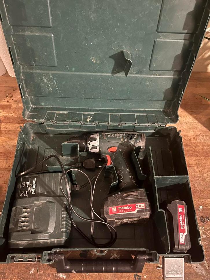 Metabo Accu Schroefmachine 14,4v + 2 Accu's, Doe-het-zelf en Verbouw, Gereedschap | Boormachines, Gebruikt, Boor- en Schroefmachine