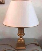 Schemerlamp / tafellamp met gouden poot, Huis en Inrichting, Lampen | Tafellampen, Zo goed als nieuw, 50 tot 75 cm, Ophalen