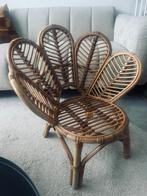 Rotan kinderstoel, Kinderen en Baby's, Kinderkamer | Tafels en Stoelen, Ophalen, Zo goed als nieuw, Stoel(en)