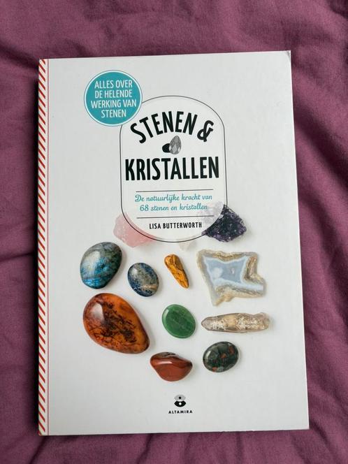Stenen & kristallen Lisa Butterworth, Boeken, Esoterie en Spiritualiteit, Nieuw, Ophalen of Verzenden