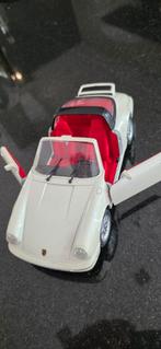 Mooie Porsche Carrera 4 22 cm lang. Mint condition, Hobby en Vrije tijd, Modelauto's | 1:43, Ophalen of Verzenden