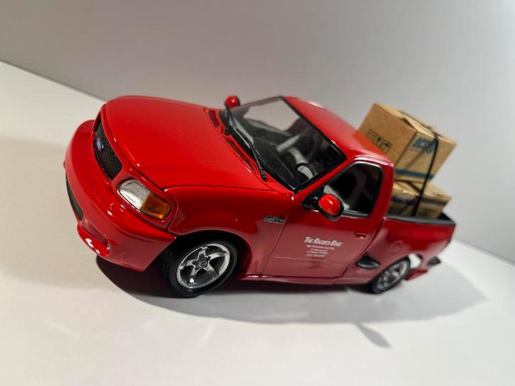 Model kit 1/25 Revell, Hobby en Vrije tijd, Modelauto's | 1:24, Zo goed als nieuw, Revell, Ophalen of Verzenden