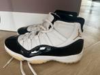 AIR JORDAN 11 RETRO GRATITUDE 44, Kleding | Heren, Schoenen, Ophalen of Verzenden, Zo goed als nieuw, Zwart