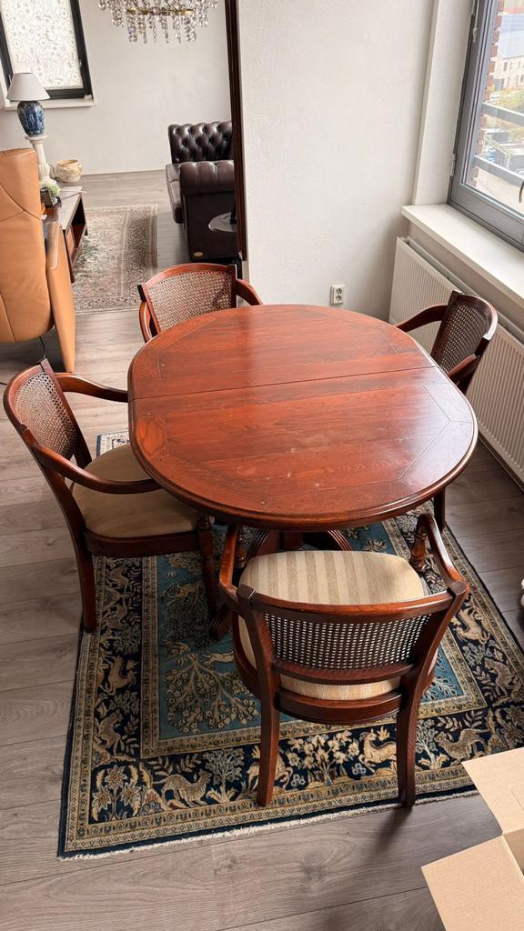 Eettafel (uitschijfbare) met 8 stoelen, Antiek en Kunst, Antiek | Meubels | Tafels, Ophalen of Verzenden