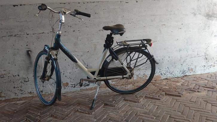 Gazelle Montreux LTD D75 8V Wit/blauw, damesfiets 28 inch, Fietsen en Brommers, Fietsen | Dames | Damesfietsen, Gebruikt, Gazelle