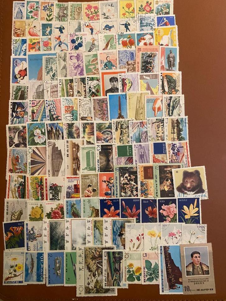 Verzameling 440 verschillende postzegels Noord-Korea, Postzegels en Munten, Postzegels | Azië, Oost-Azië, Verzenden