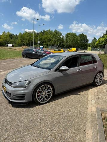 Volkswagen Golf 2.0 TDI 135KW 5D 2013 Grijs beschikbaar voor biedingen
