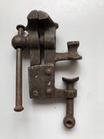 Vintage oude kleine bankschroef, Antiek en Kunst, Antiek | Gereedschap en Instrumenten, Ophalen of Verzenden