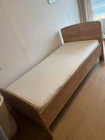 Eenpersoons bed + matras 90x200 cm, Ophalen, 90 cm, Eenpersoons, Zo goed als nieuw