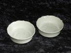 Meissen Porcelain Dish Relief Roses, Antiek en Kunst, Antiek | Porselein, Ophalen