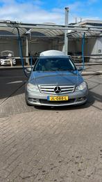 Mercedes-Benz C-Klasse 2.2 CDI C200 Sedan AUT 2010 Grijs, Auto's, Mercedes-Benz, Automaat, 1800 kg, 4 cilinders, Diesel