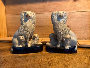 Set van 2 Vintage Beeldjes beschikbaar voor biedingen