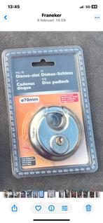 Discus slot NIEUW inclusief sleutels in de verpakking, Ophalen of Verzenden, Nieuw