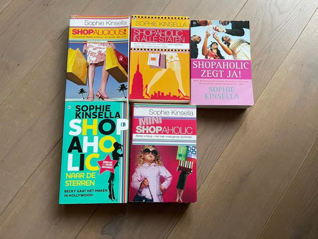 5x Sophie Kinsella Shopaholic, Boeken, Ophalen of Verzenden, Zo goed als nieuw