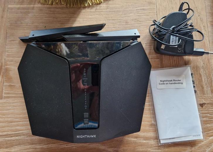 NightHawk Router - Krachtige WiFi Router, Computers en Software, Routers en Modems, Gebruikt, Router, Ophalen of Verzenden