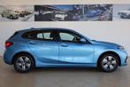 BMW 1 Serie 5-deurs 118i | Executive Edition | Live Cockpit, 65 €/maand, Gebruikt, Met garantie (alle), Blauw
